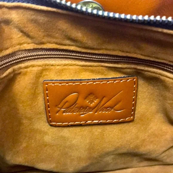 Patricia Nash Floral Print with Butterfly Design Satchel Circular Handles BNWT - Picture 6 of 10